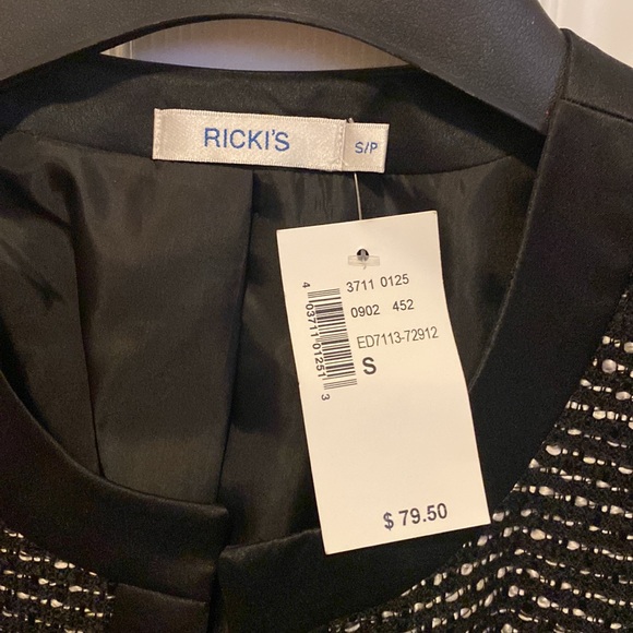 NWT 3/4 sleeve lightweight blazer - Picture 3 of 7